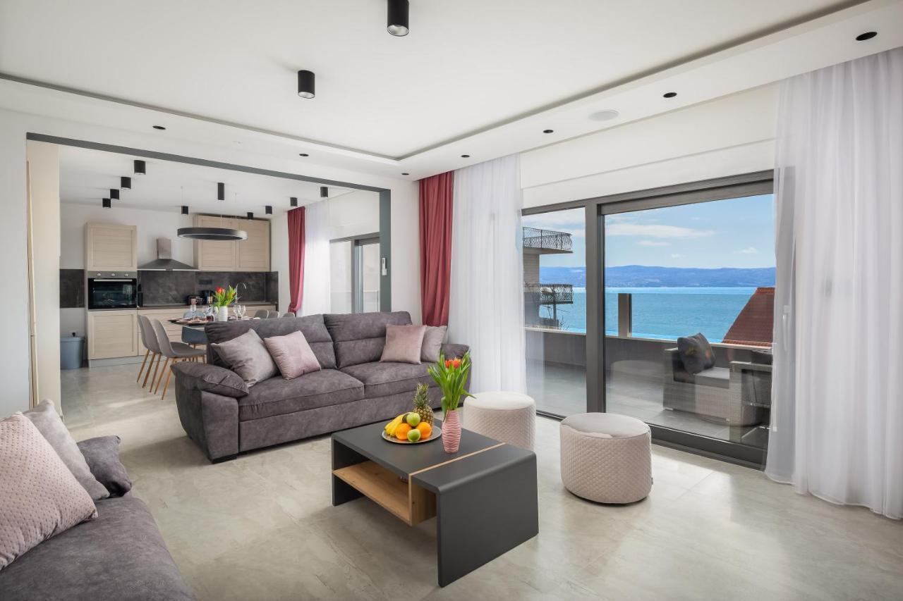Luxury Apartment Lorena - Private Heated Pool - Jesenice  Bagian luar foto